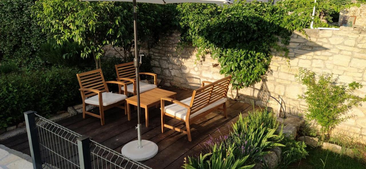 Kamena Kuca Rutar Holiday home *