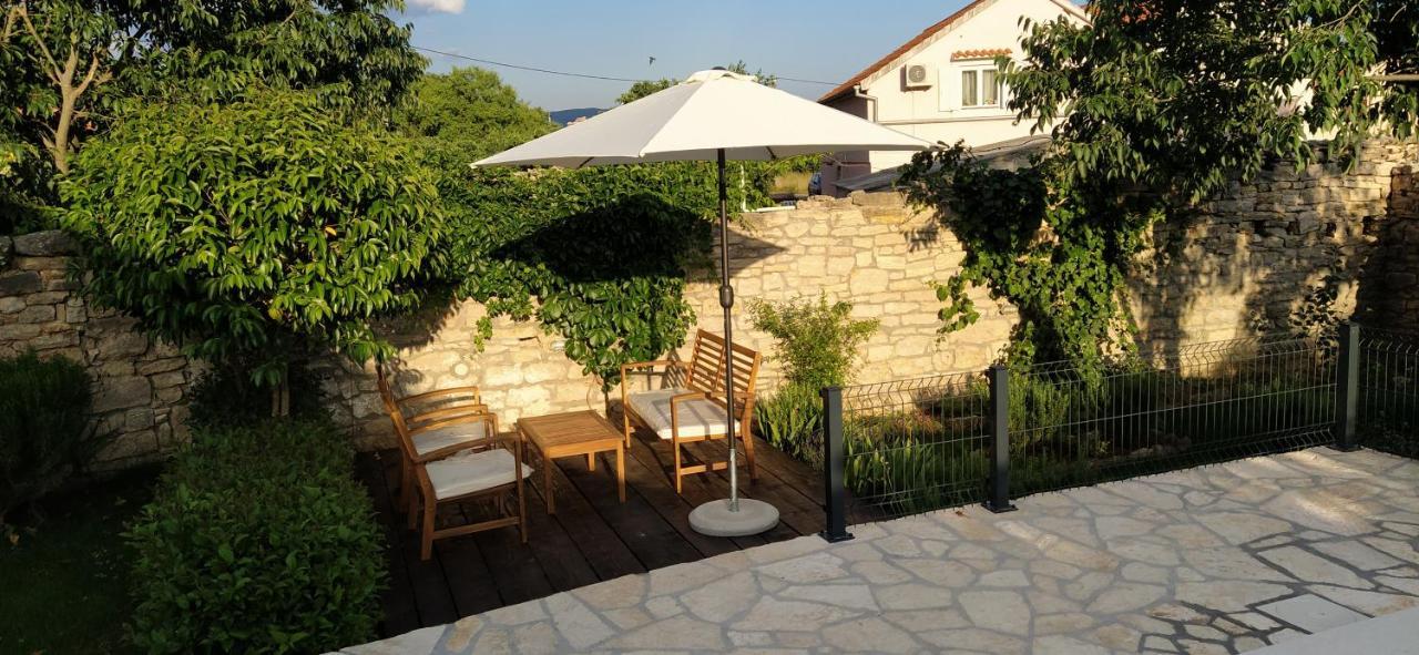 Kamena Kuca Rutar Holiday home